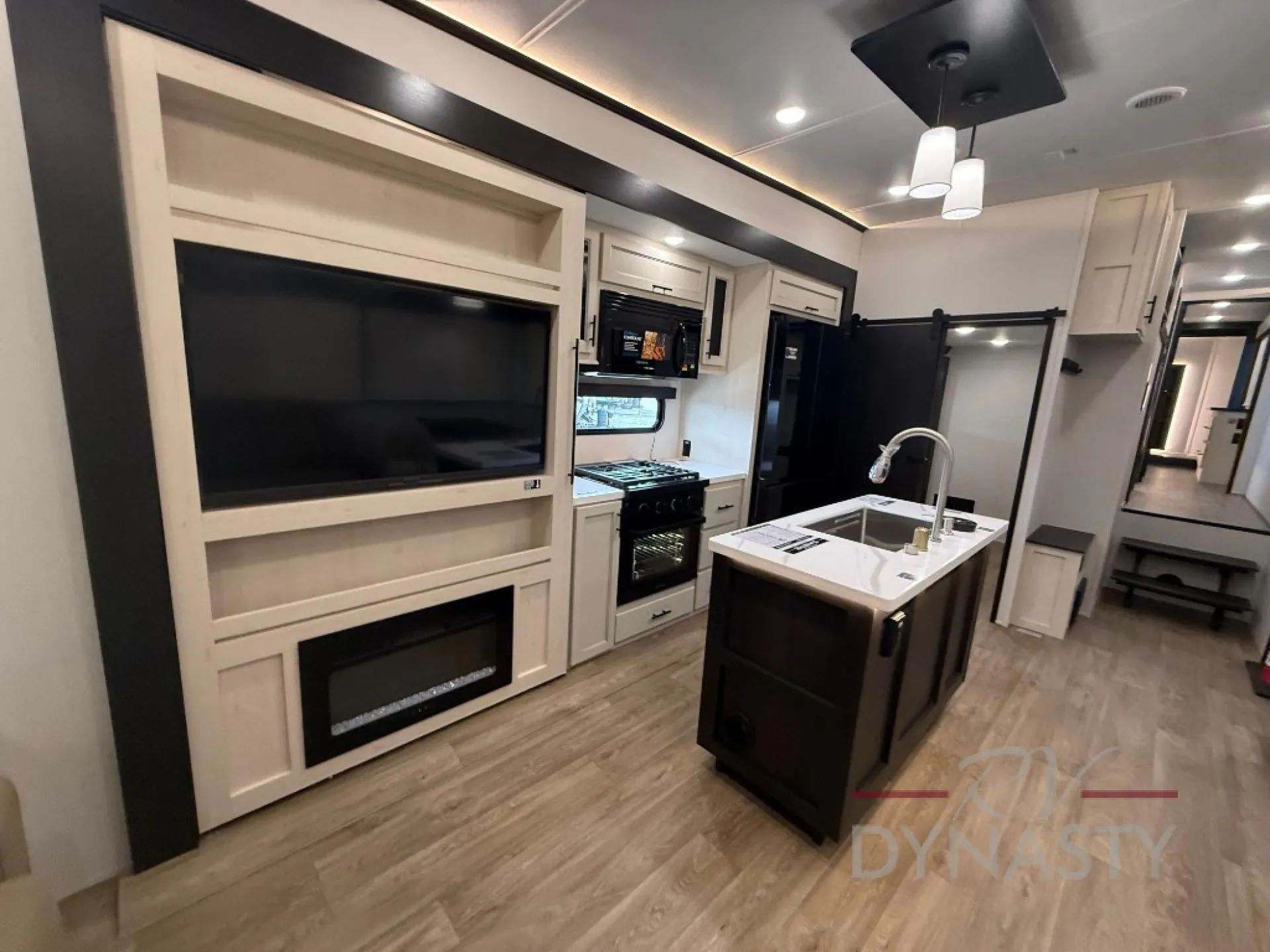 2027 Forest River Cherokee Sabre 36FLX - Photo 3