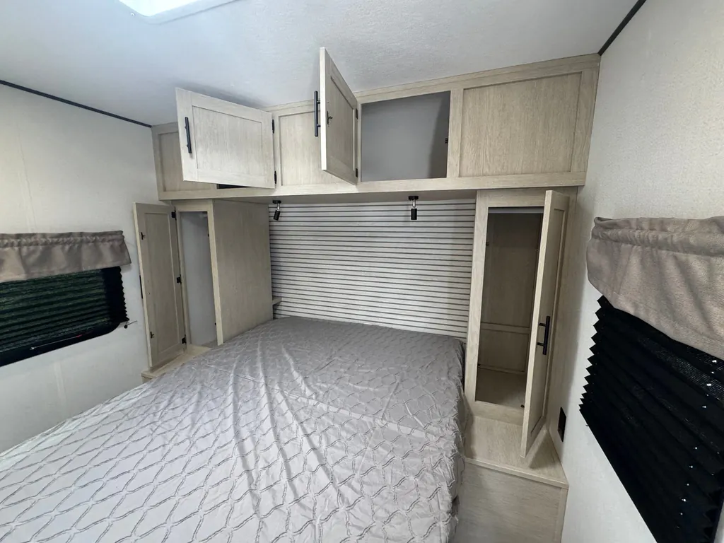 2026 Shasta RVs i-5 Edition 530BQB, Photos photo 31
