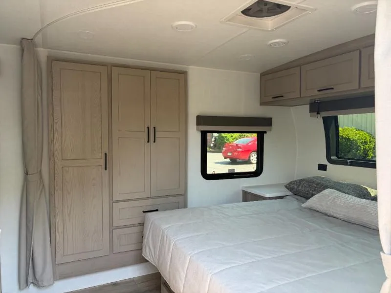 2026 Forest River Rockwood Mini Lite 2522FB - Photo 3