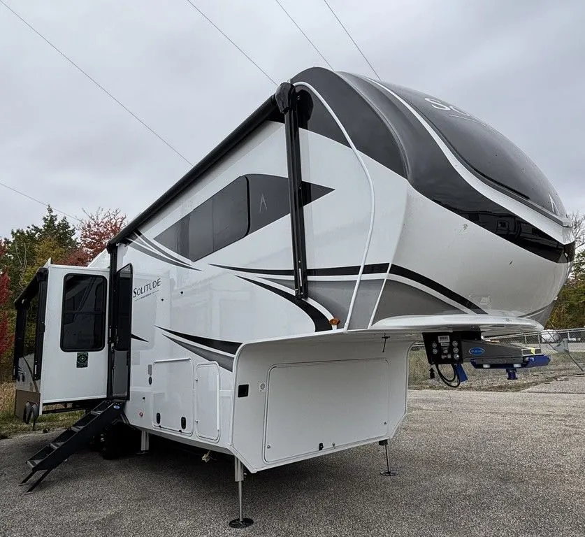2026 Grand Design Solitude 310GK - Photo 2