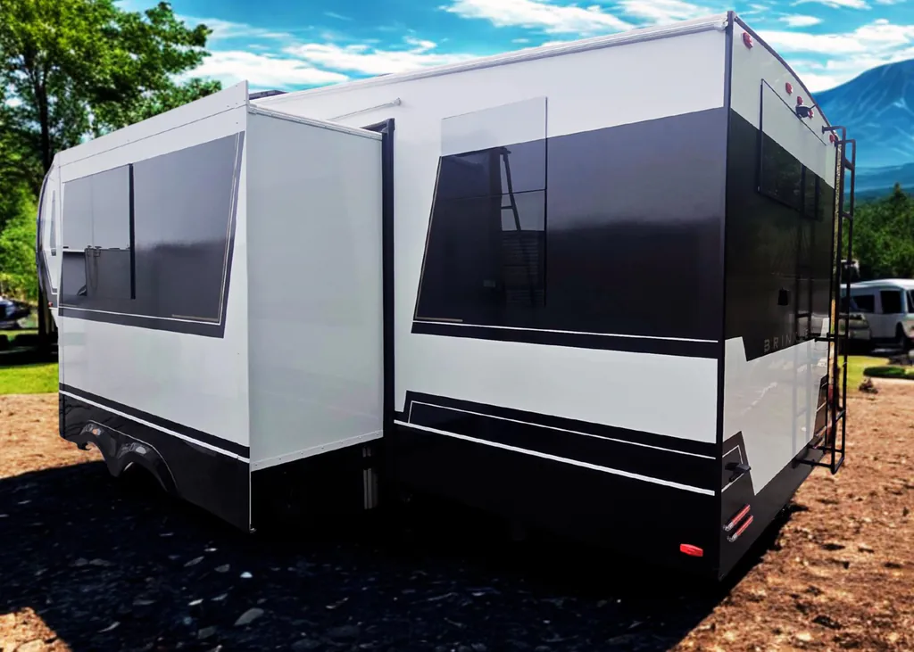2026 Brinkley Model Z 2810, Photos photo 4