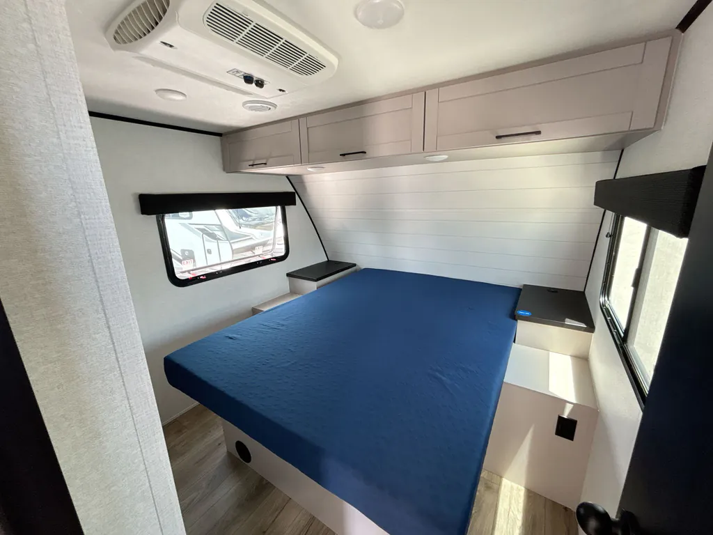 2026 Jayco Jay Feather 29QBH, Photos photo 15