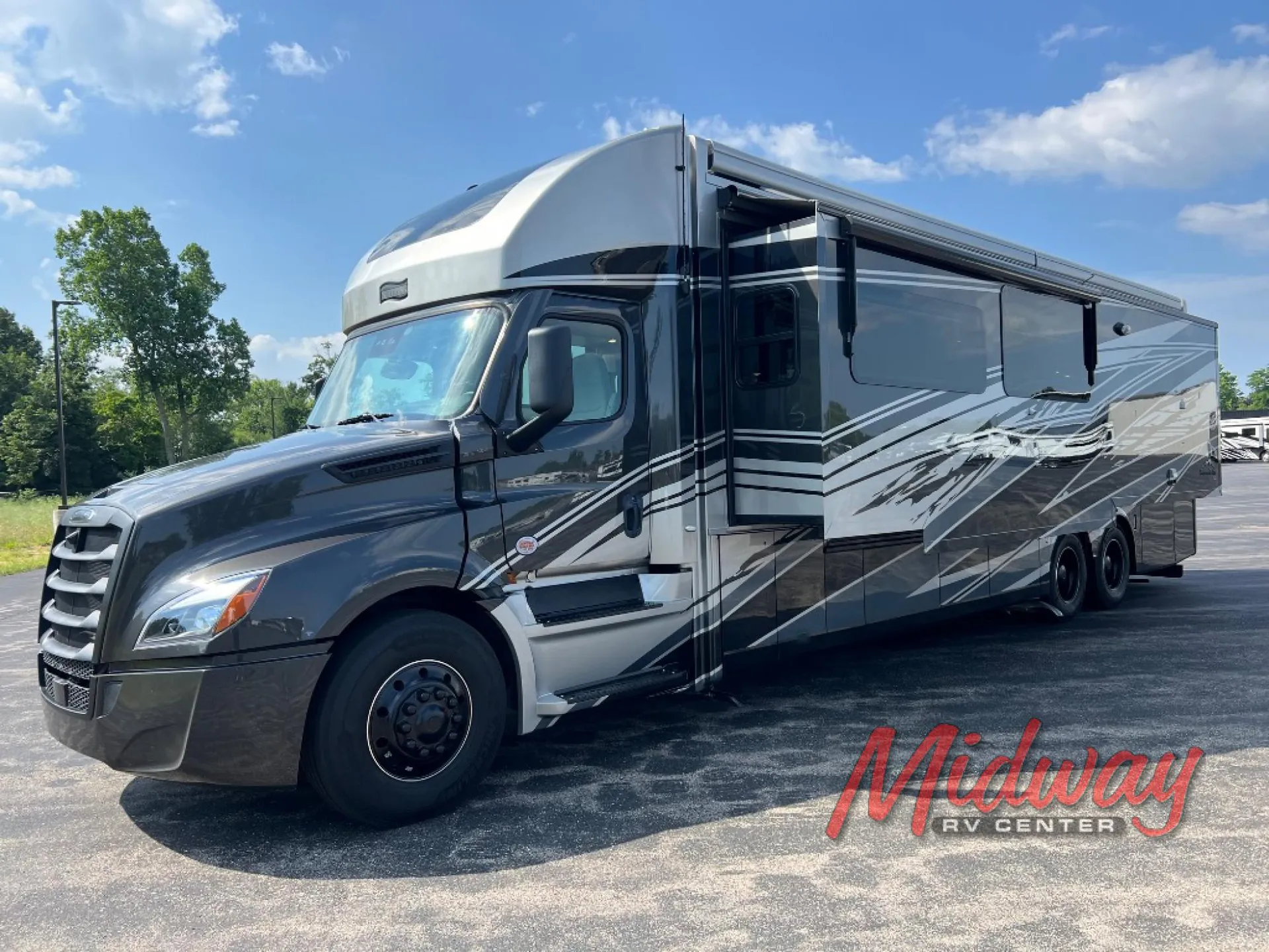 2026 Newmar Summit Aire 4505 - Photo 3