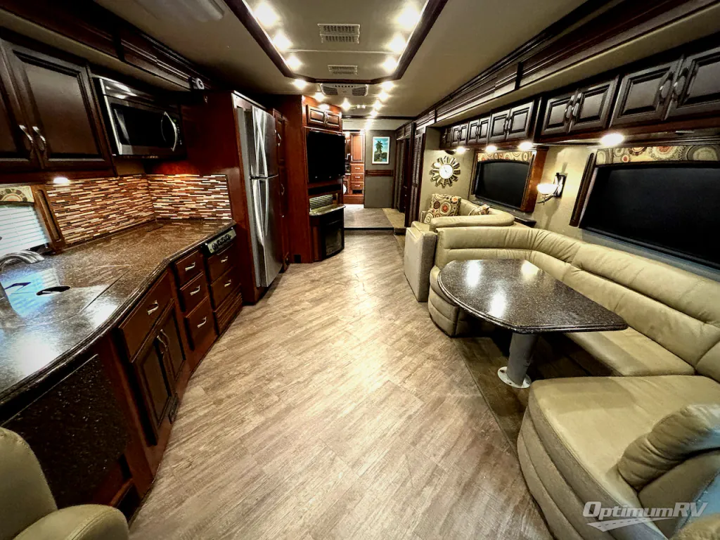 2017 Fleetwood Pace Arrow LXE 38K, Photos photo 4