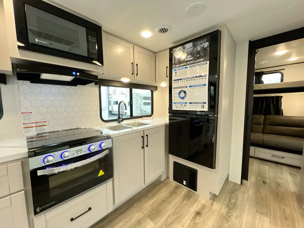 2026 Jayco Jay Feather 29QBH, Photos photo 9