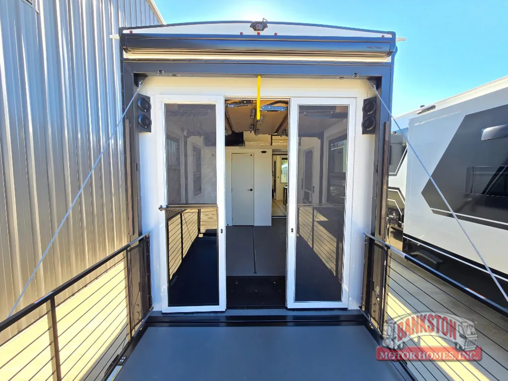 2026 Brinkley Model G 3970, Photos photo 23