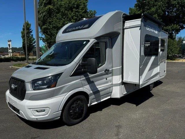 2027 Thor Motor Coach Gemini AWD 24KB - Photo 3
