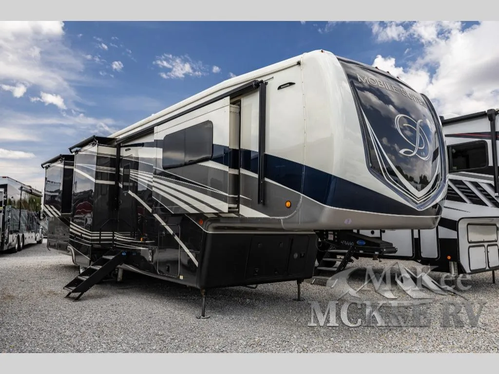 2021 DRV Mobile Suites 41FKMB - Photo 2