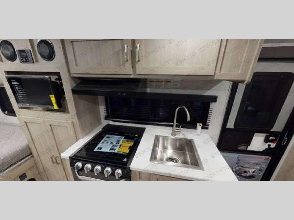 2021 Forest River RV Flagstaff E-Pro 19FBS - Photo 3