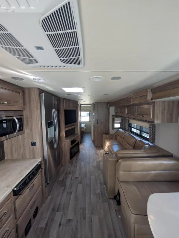 2018 Jayco Precept 33U, Photos photo 11