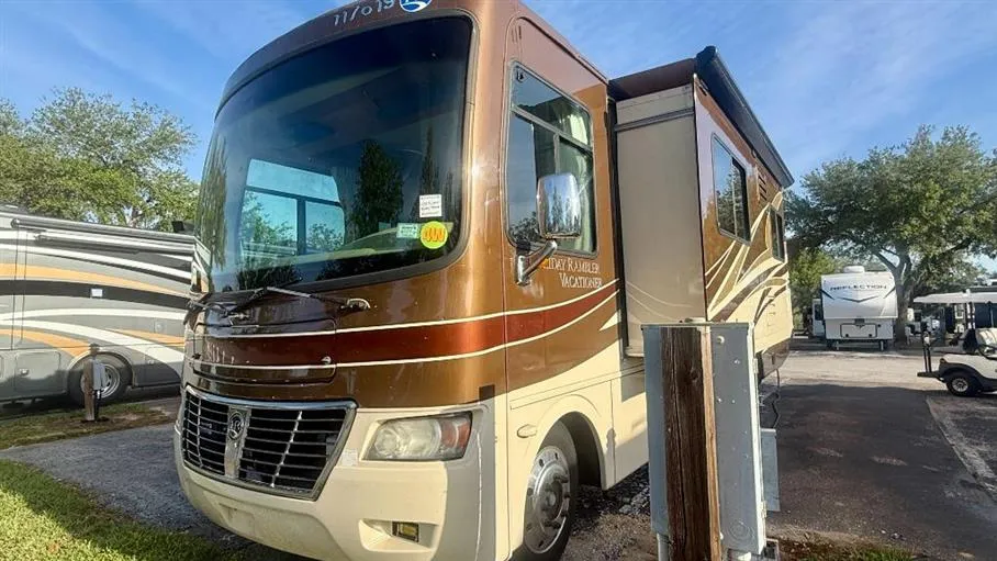 2011 Holiday Rambler Vacationer 36SBT - Photo 3