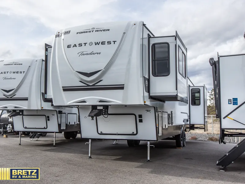 2026 East to West Tandara 390FL - Photo 4