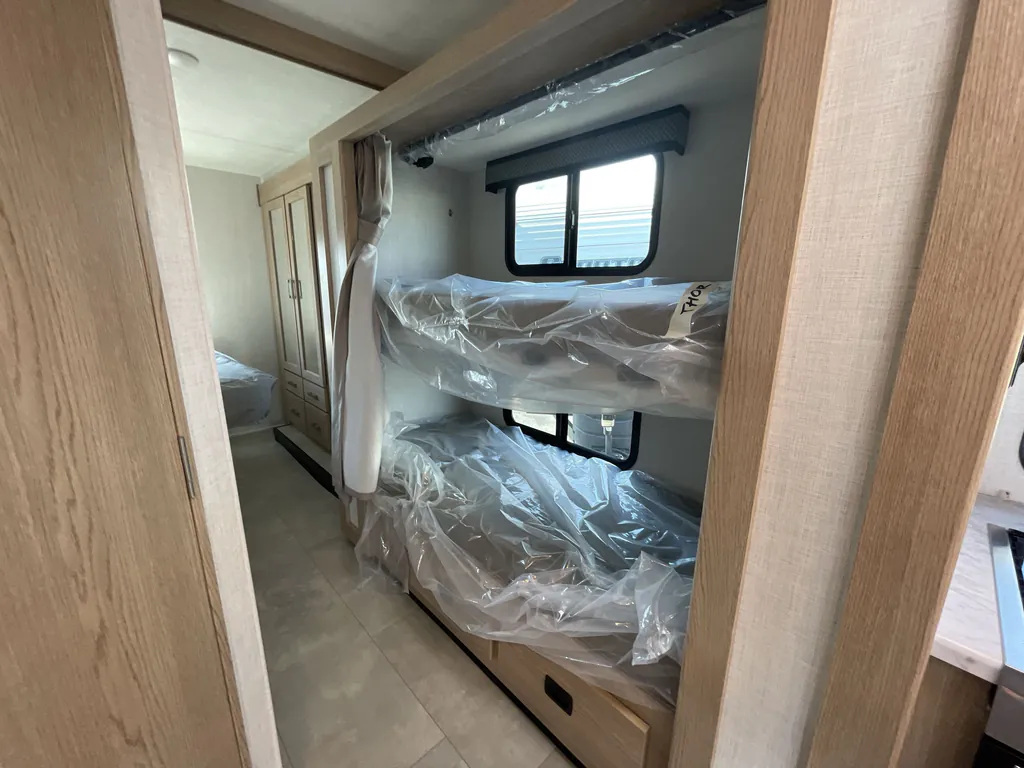 2026 Thor Motor Coach Freedom Elite 31FE, Photos photo 12