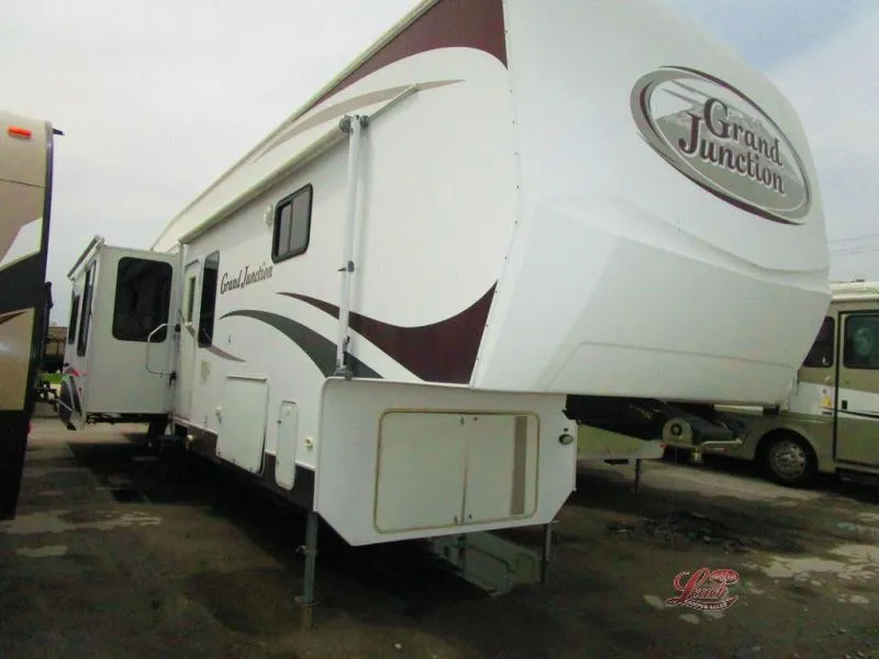 2007 Dutchmen RV Grand Junction Used    35' - Main photo