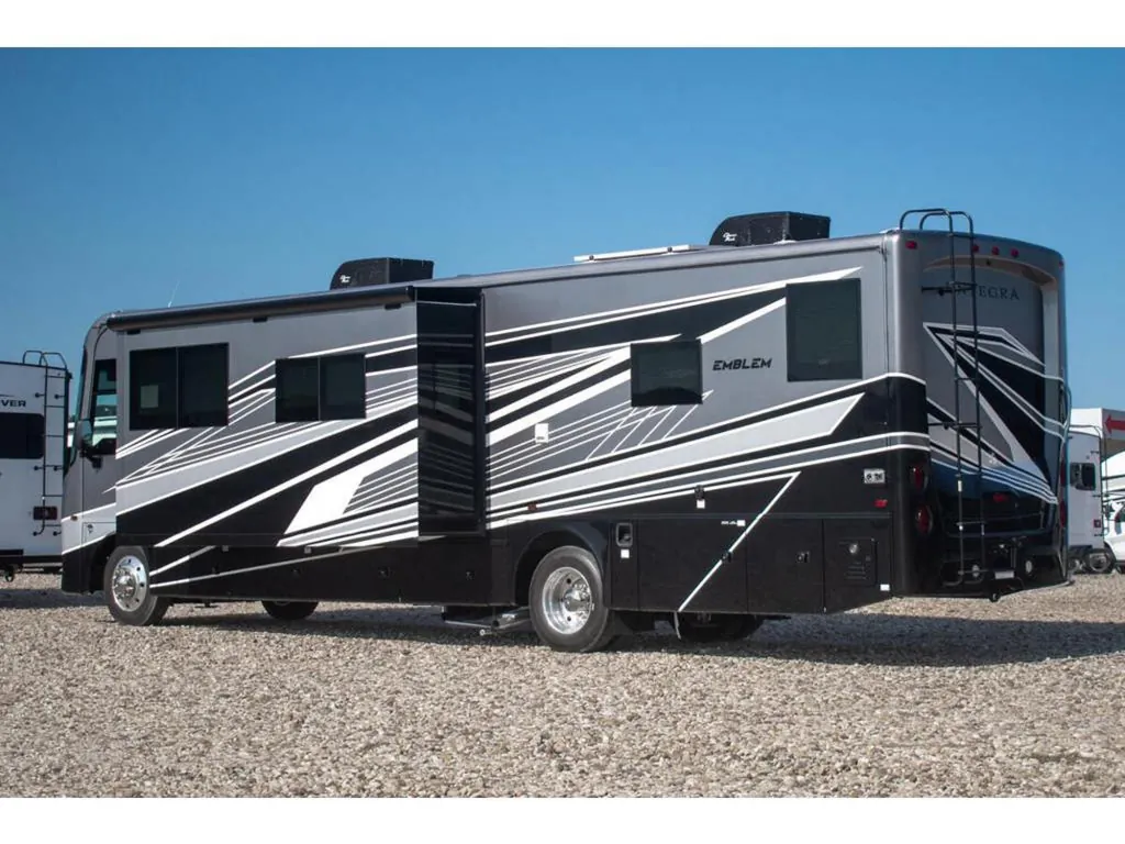 2027 Entegra Coach Emblem 36U, Photos photo 44