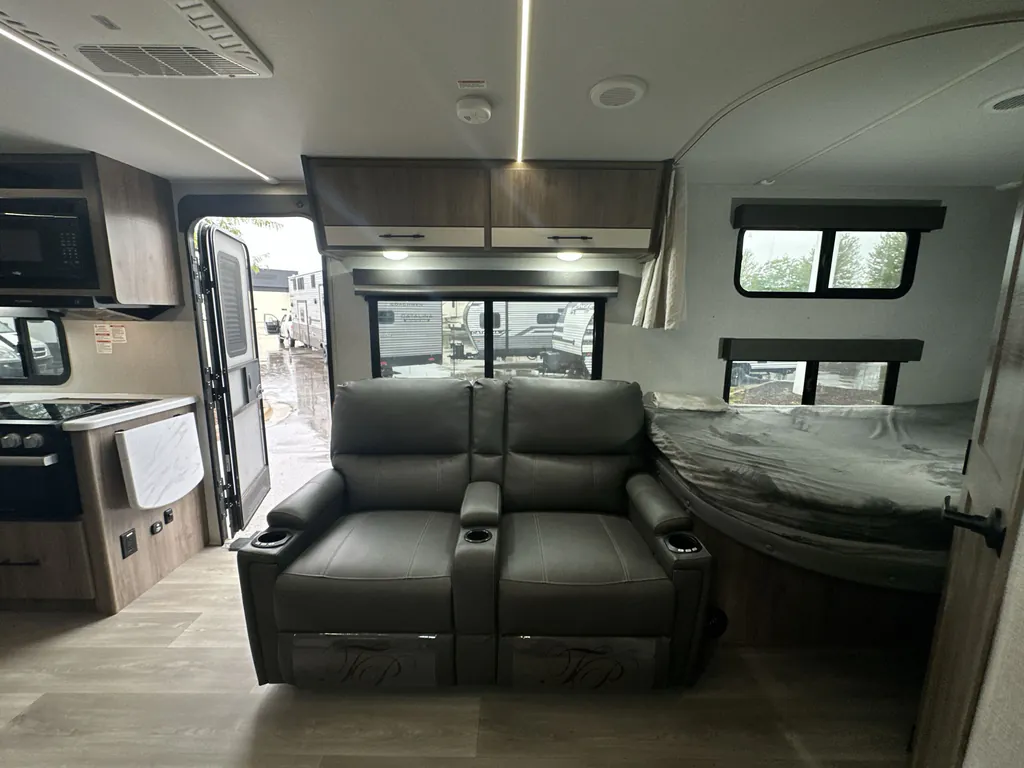 2025 Grand Design Imagine XLS 25DBE, Photos photo 17