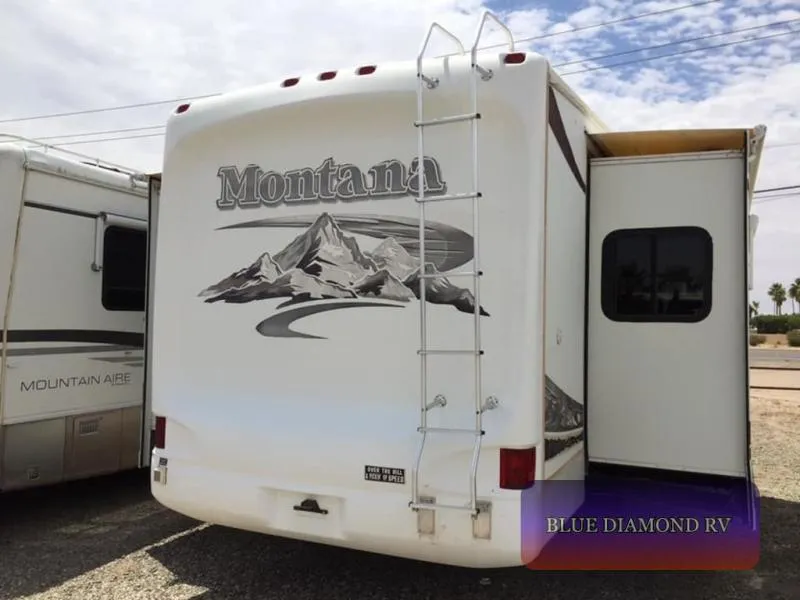 2006 Keystone RV Montana 3600RE - Photo 4