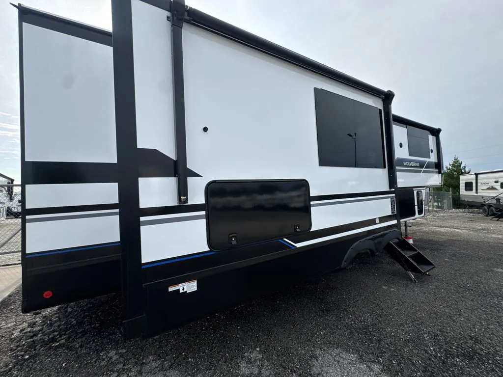 2027 Forest River Wolverine 32JF, Photos photo 12