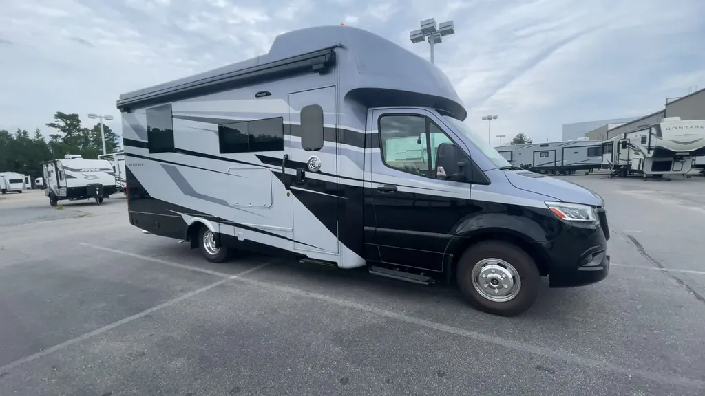2026 Tiffin Wayfarer 25 XPW, Photos photo 3