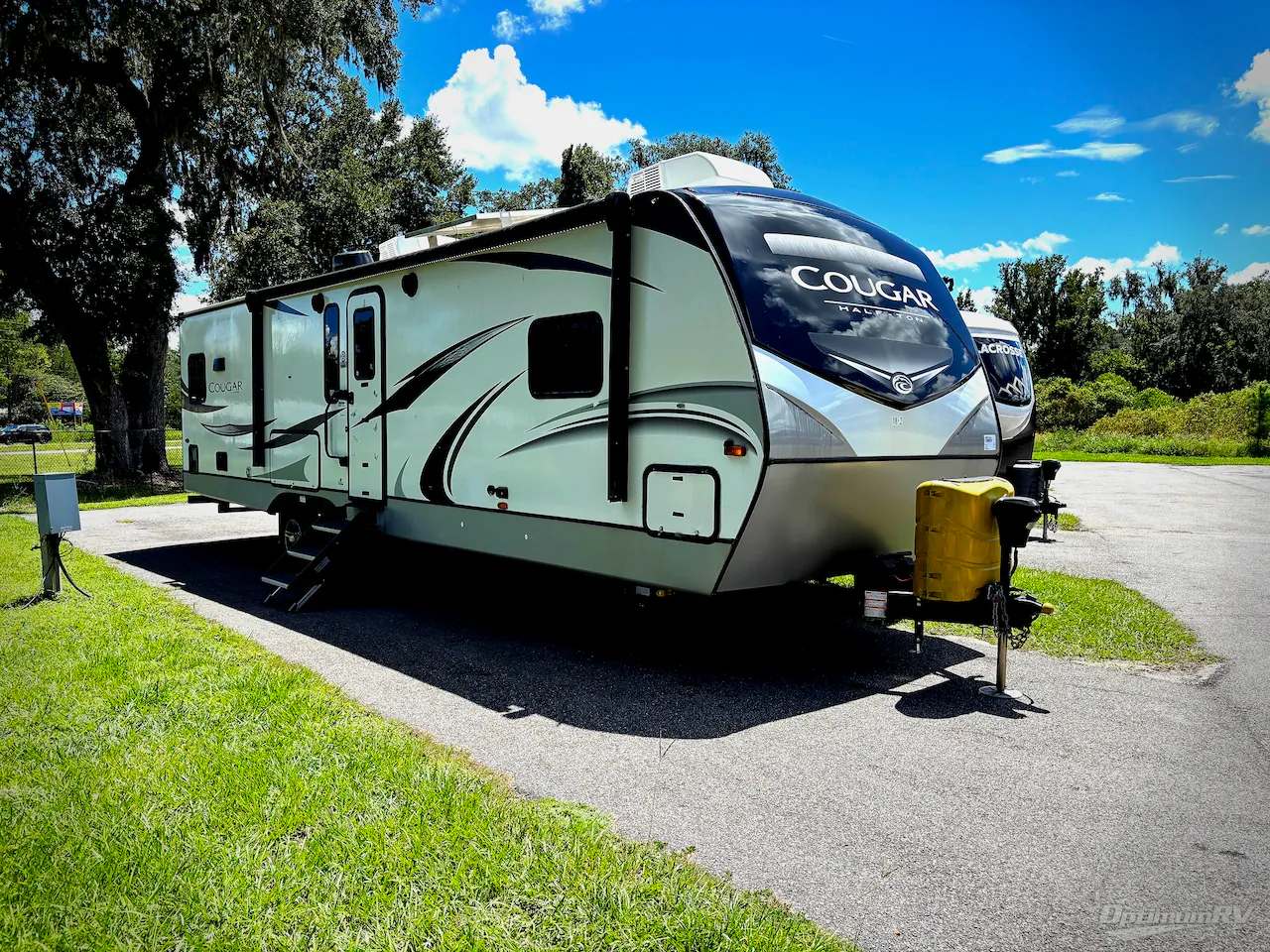 2022 Keystone Cougar Half-Ton 30RKD - Photo 2