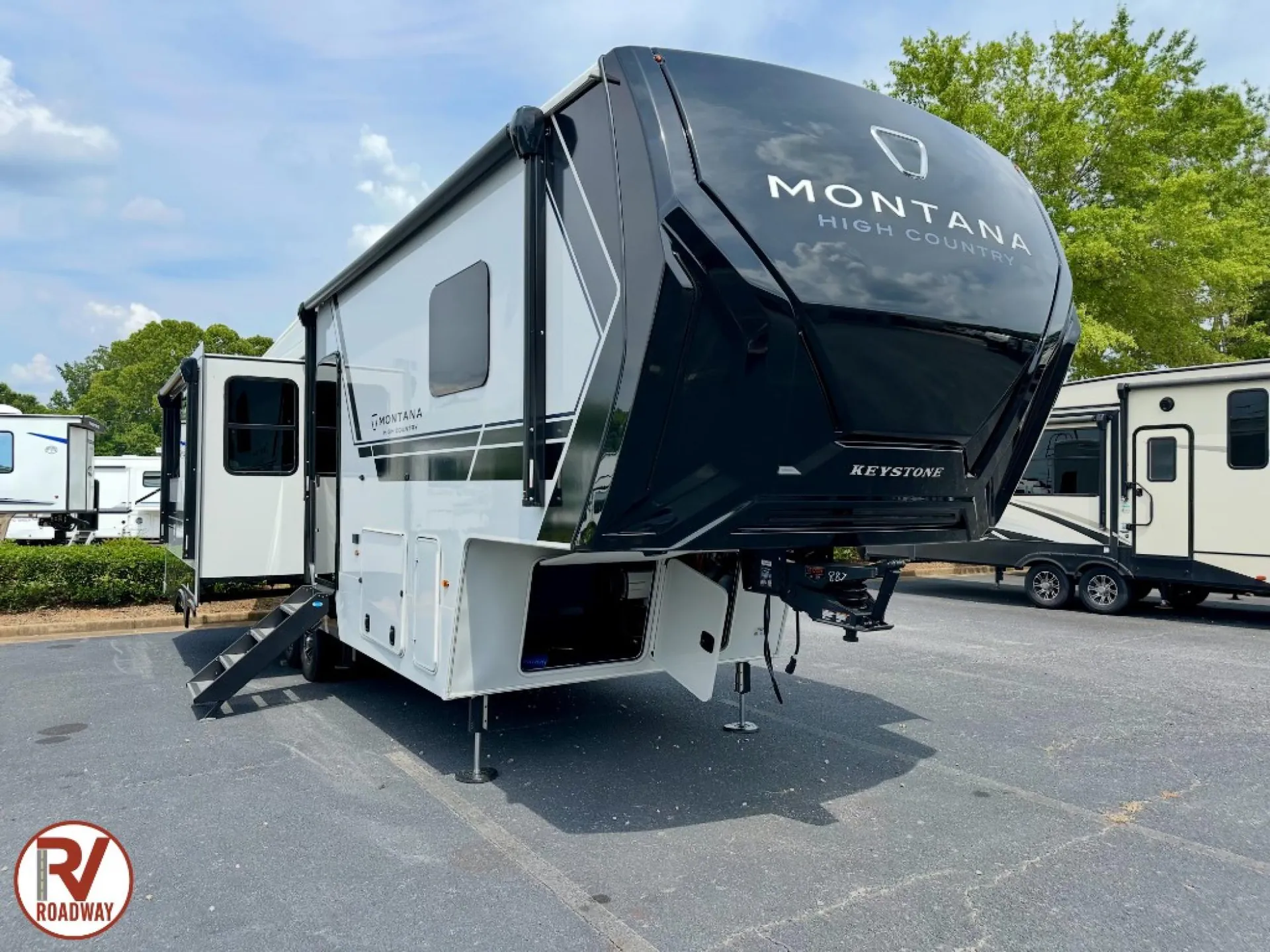 2026 Keystone Montana High Country 290RL - Photo 2