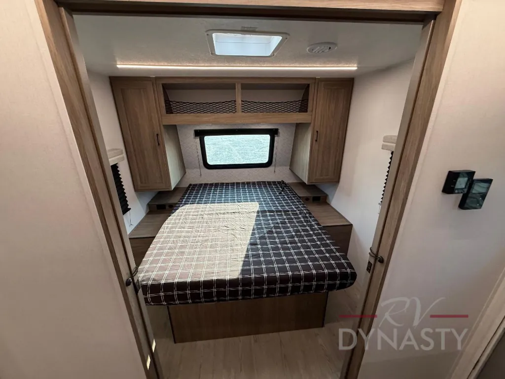 2026 Coachmen Freedom Express Select 30SE, Photos photo 54