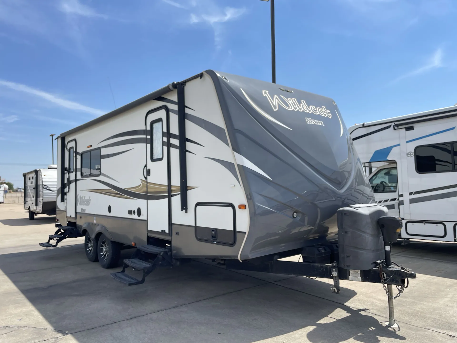 2015 Forest River Wildcat Maxx 24RG dealer photo 1 from Camping World