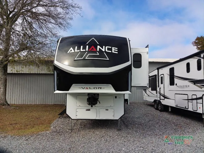 2026 Alliance RV Valor 44V14 - Photo 4
