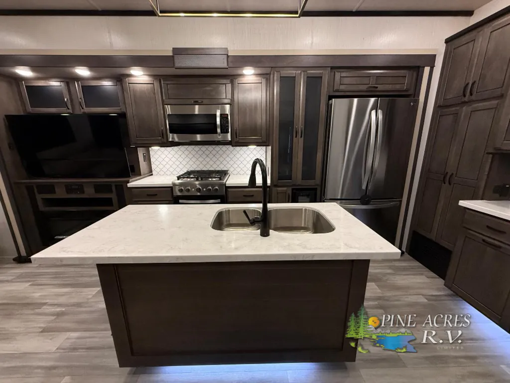 2022 Forest River Cedar Creek Champagne Edition 38EL, Photos photo 6