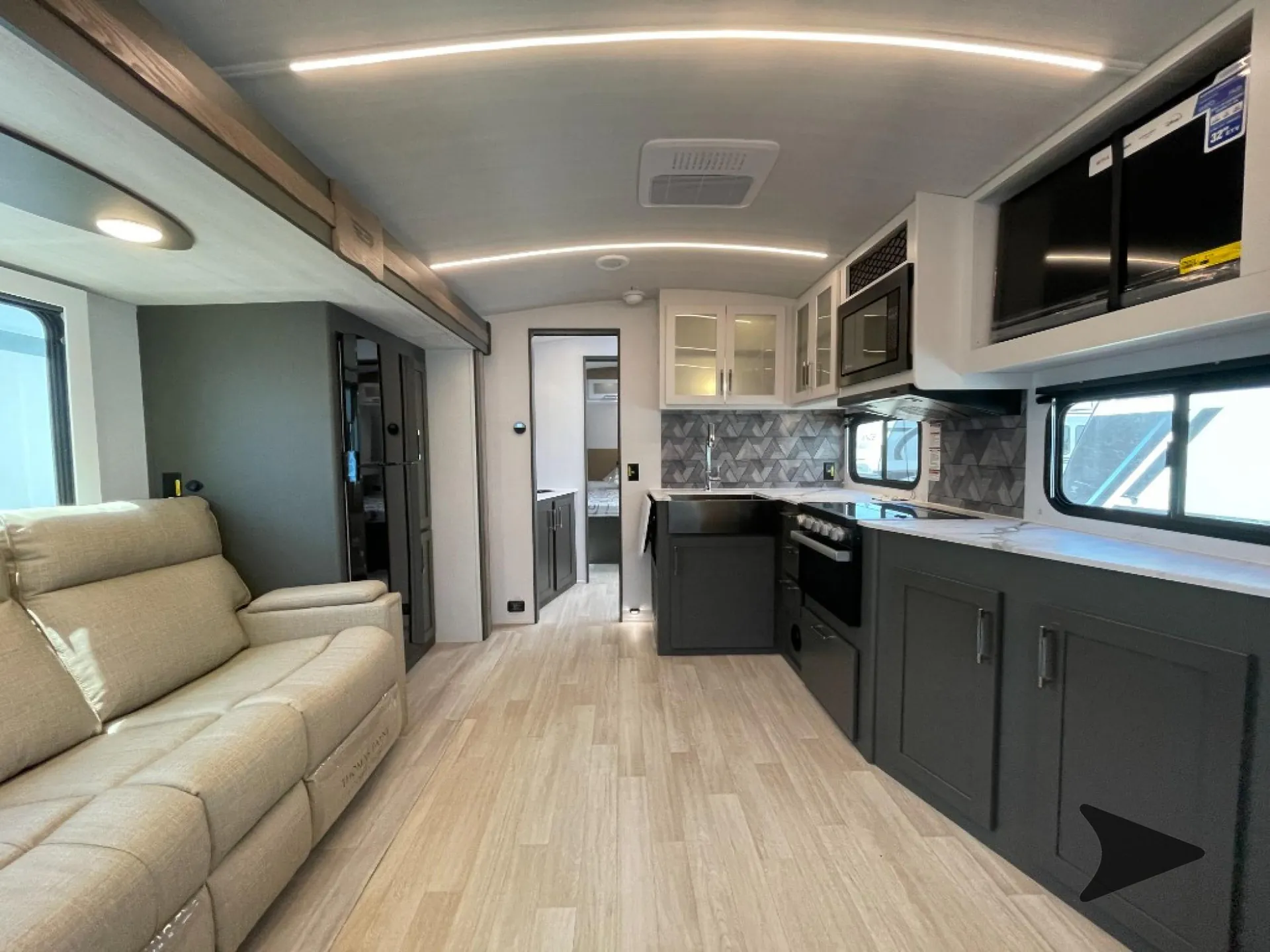 2026 Keystone Bullet Crossfire 2530RDWE - Photo 3