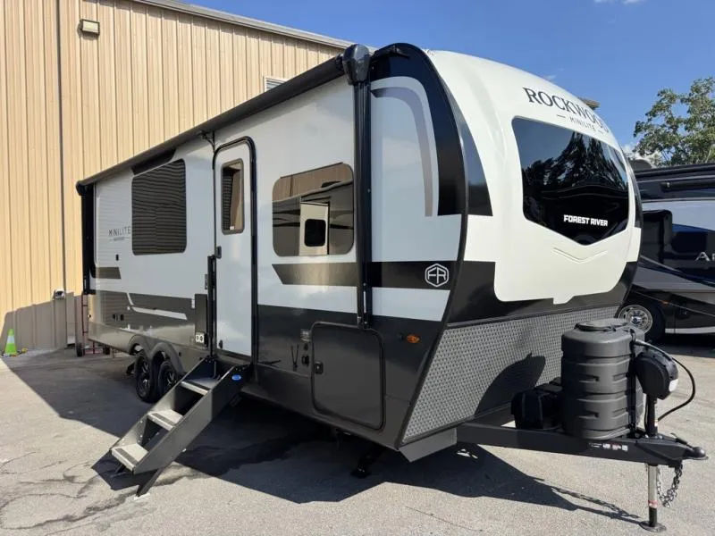 2026 Forest River Rockwood Mini Lite 2522FB - Photo 2