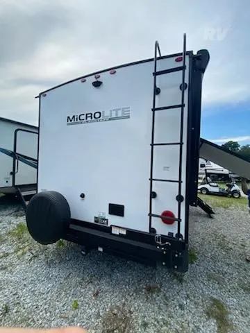 2025 Forest River Flagstaff Micro Lite 25BSDS - Photo 4