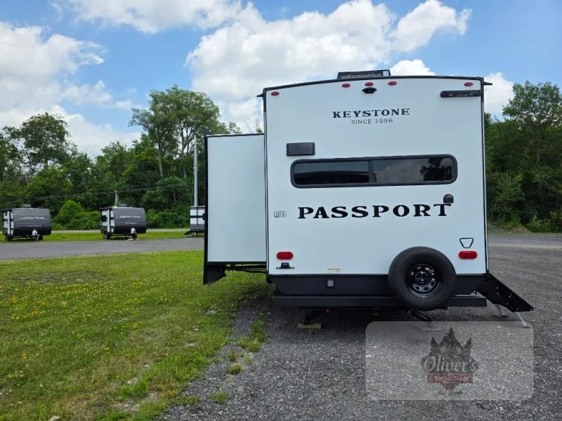 2027 Keystone RV Passport Super Lite 2450RK - Photo 3