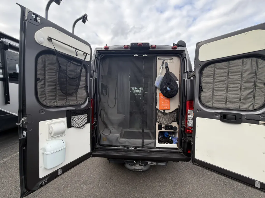 2020 Winnebago Travato 59KL, Photos photo 5