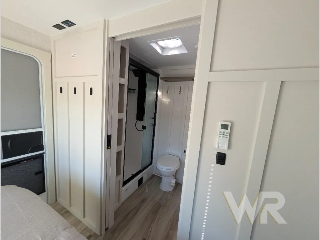 2027 Brinkley Model I 290, Photos photo 34