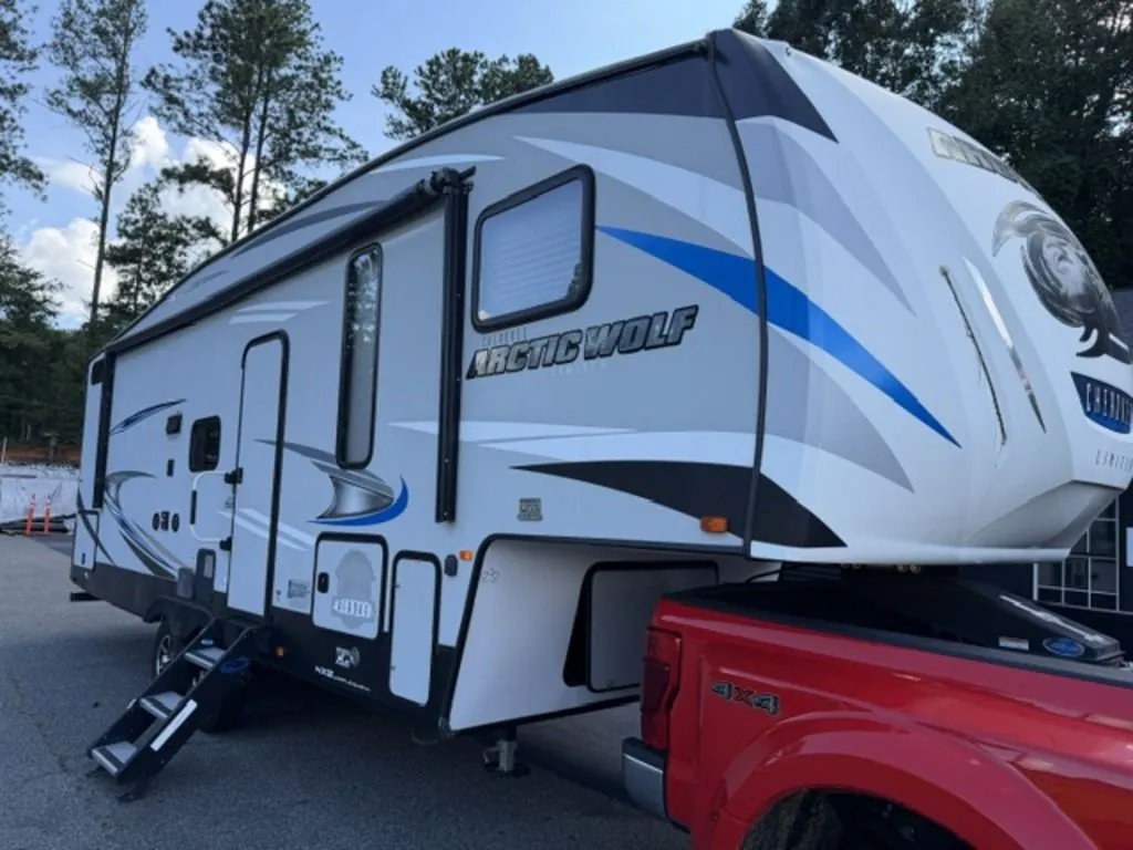 2020 Forest River Cherokee Arctic Wolf 265DBH8 - Photo 3