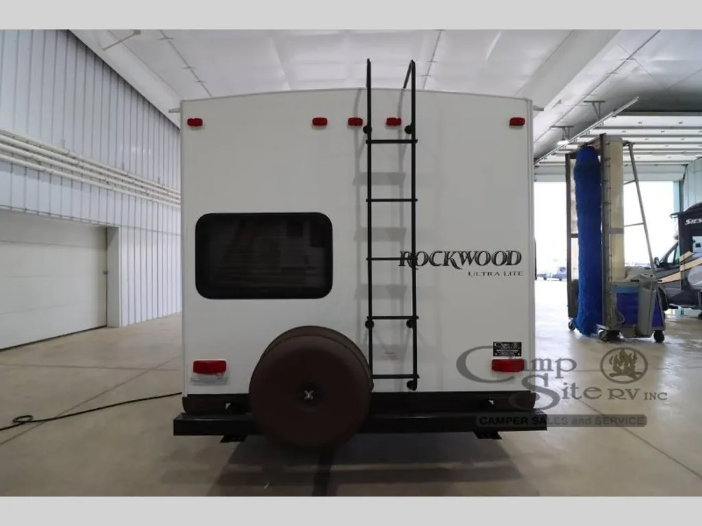 2014 Forest River Rockwood Ultra Lite 2702SS, Photos photo 8
