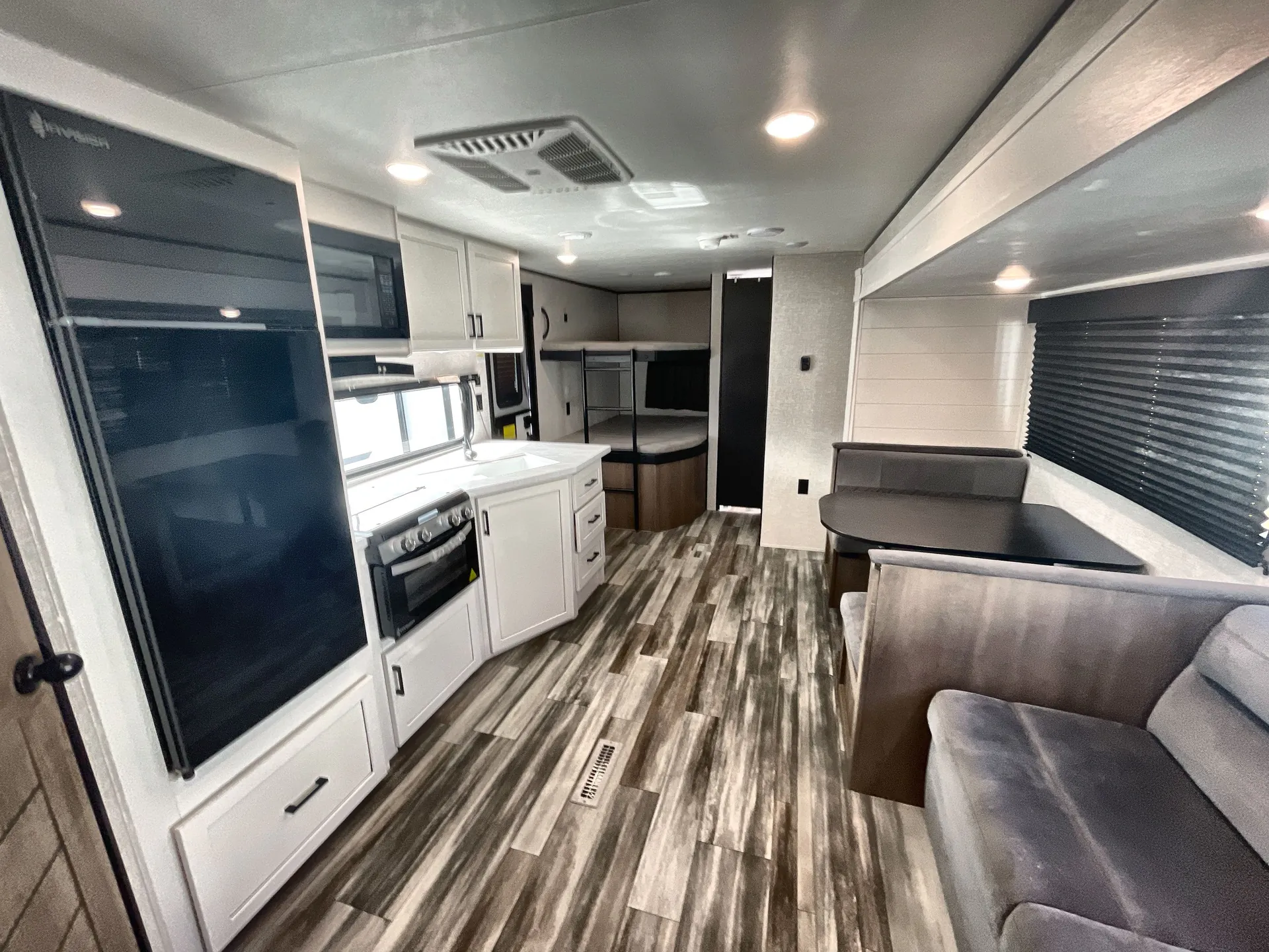 2025 Jayco Jay Flight SLX 263BHSW — living area main