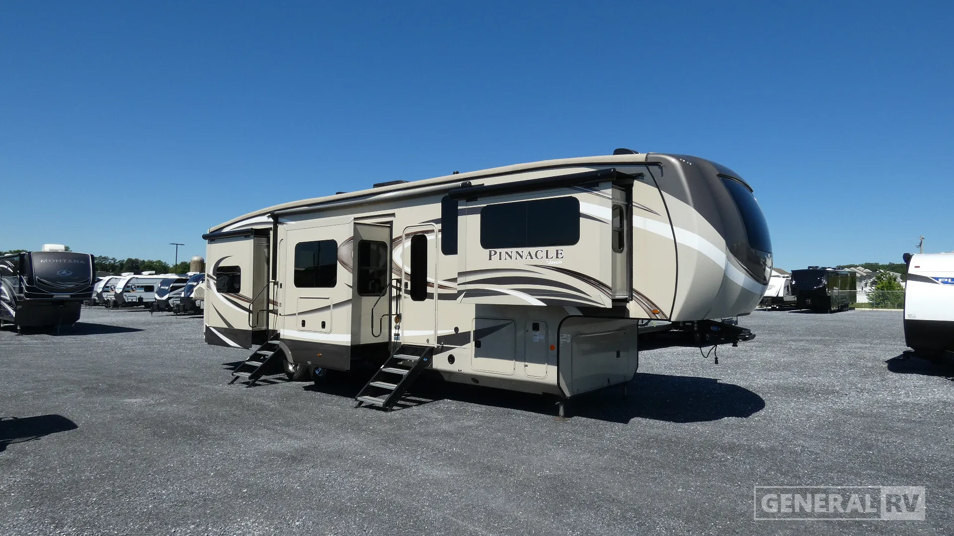 2019 Jayco Pinnacle 38FLWS - Photo 2