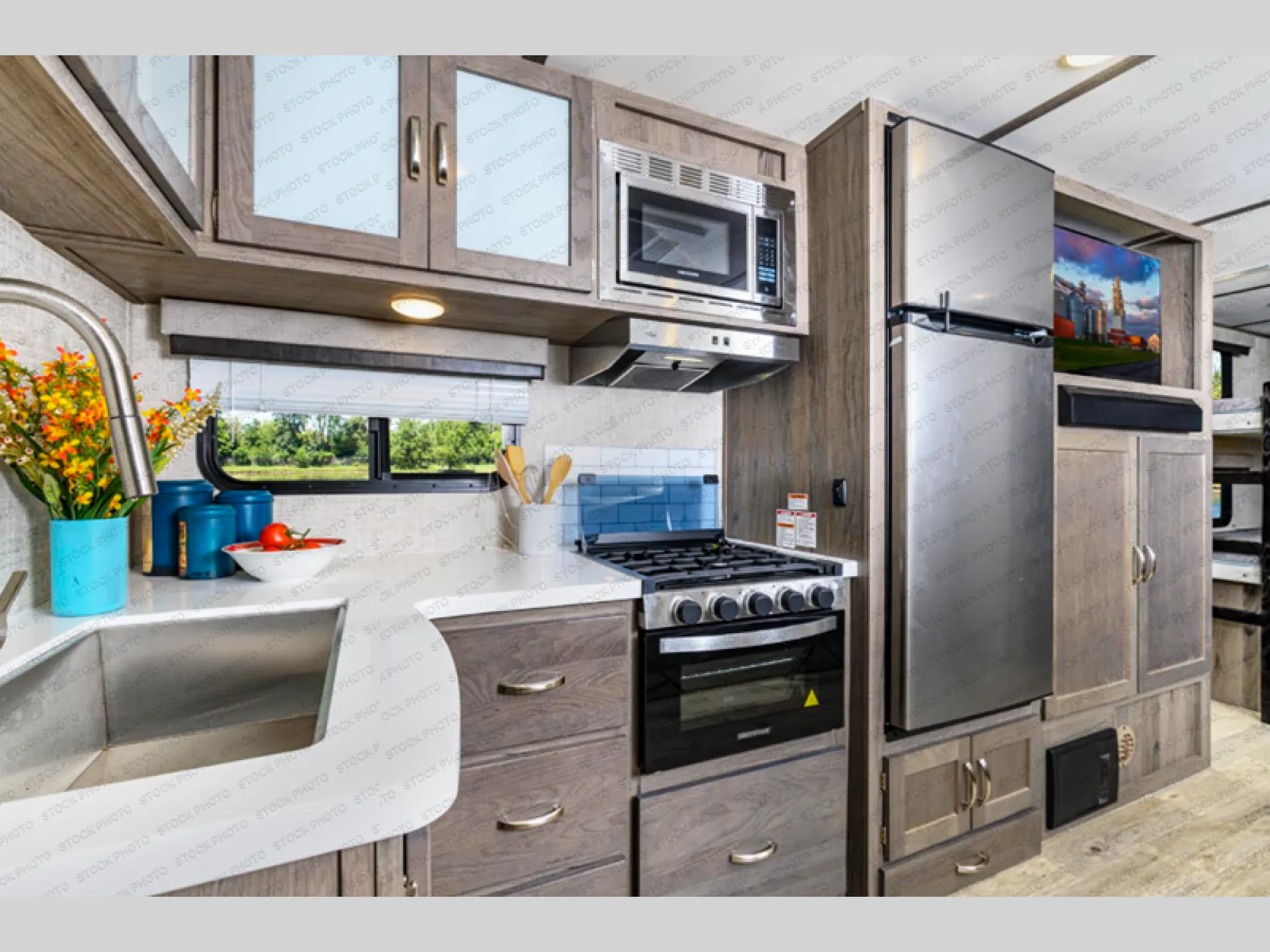 2026 Gulf Stream RV Envision Luxury Series 282BH - Photo 4