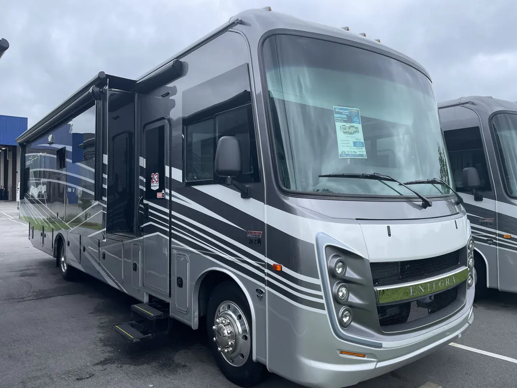 2026 Entegra Coach Vision XL 36C, Photos photo 17