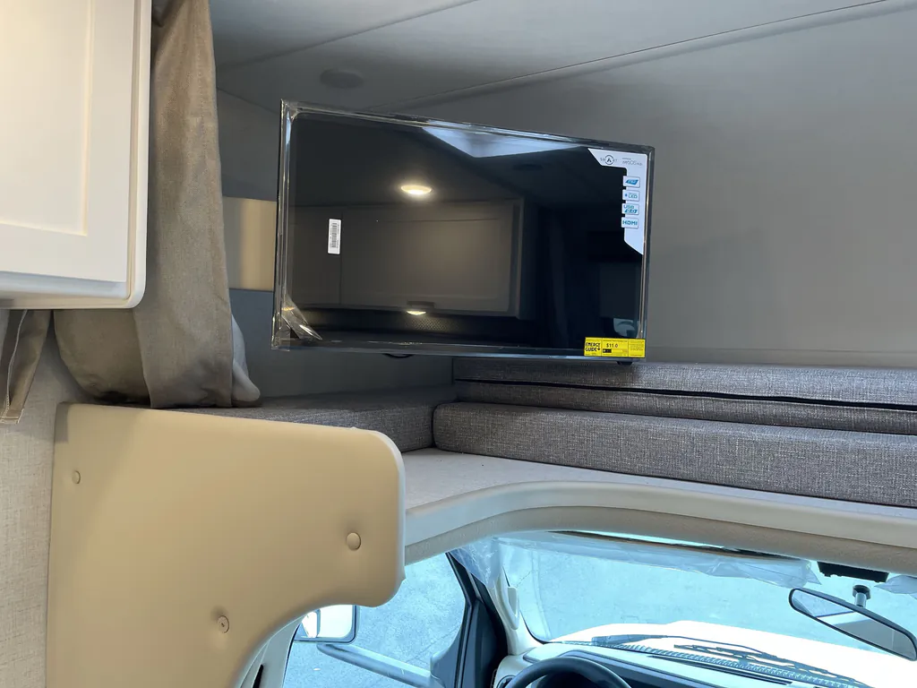 2026 Thor Motor Coach Freedom Elite 28HZ, Photos photo 14