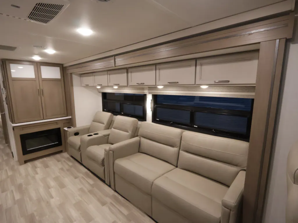 2027 Thor Motor Coach Windsport 36H, Photos photo 15