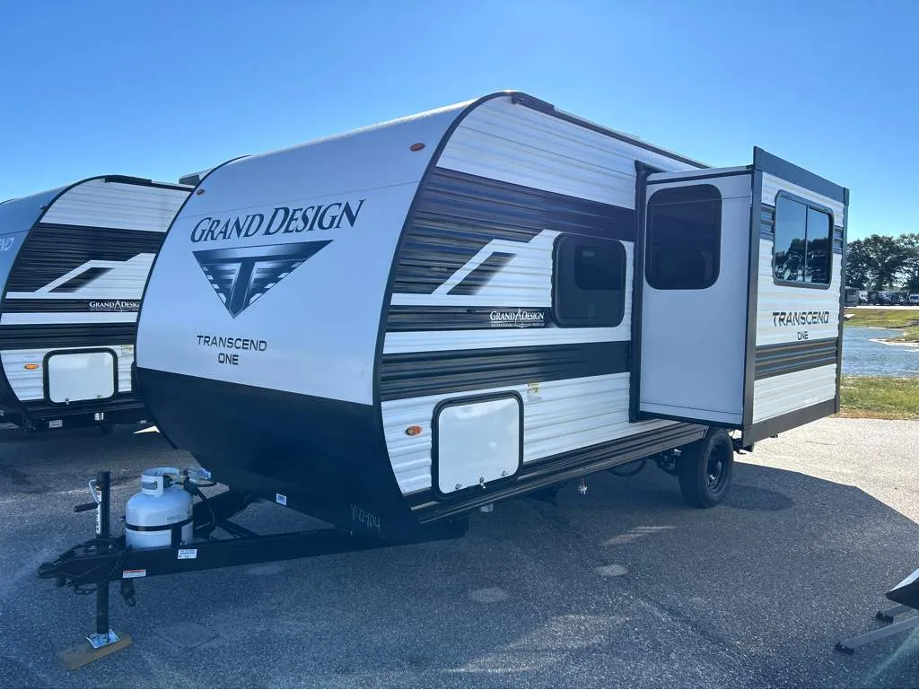 2026 Grand Design Transcend One 161BH - Photo 4