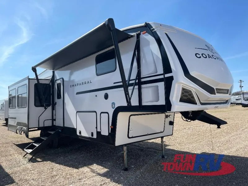 2026 Coachmen Chaparral 336TSIK - Photo 2