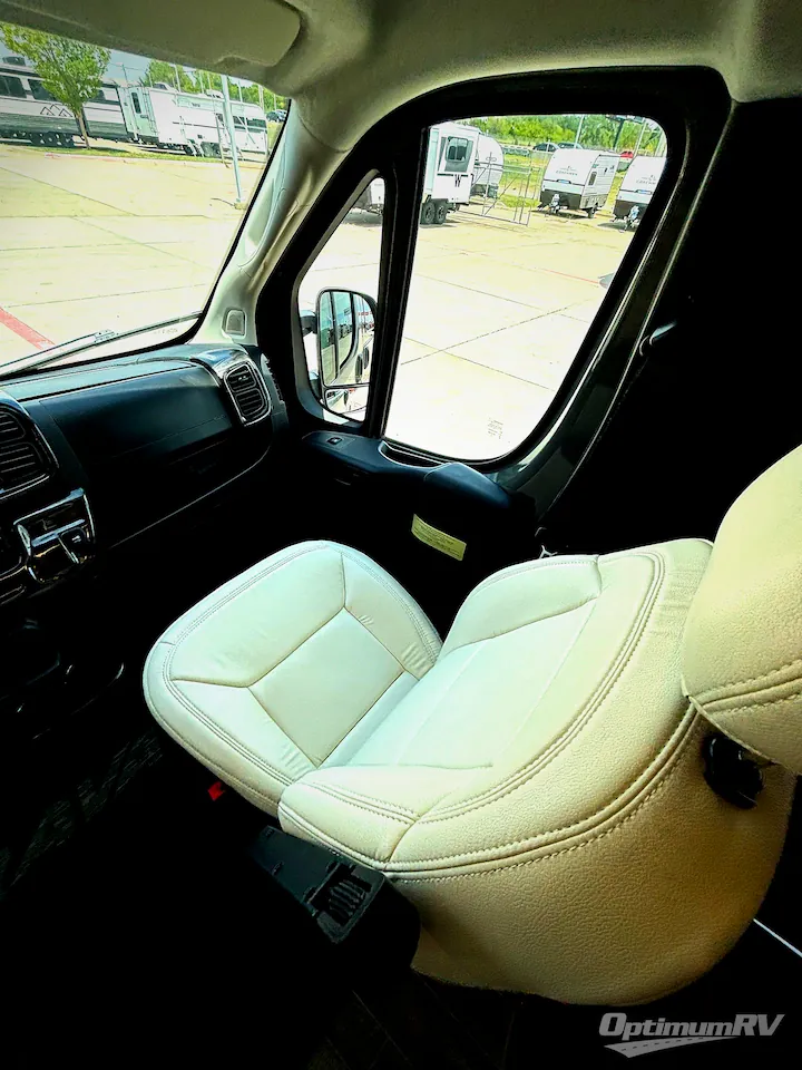 2024 Winnebago Travato 59G, Photos photo 8