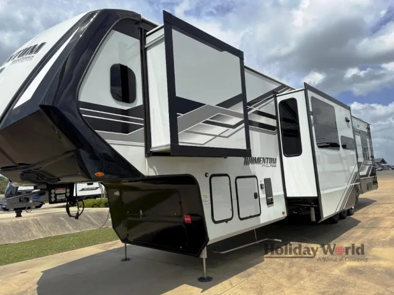 2026 Grand Design Momentum M-Class 392M - Photo 3