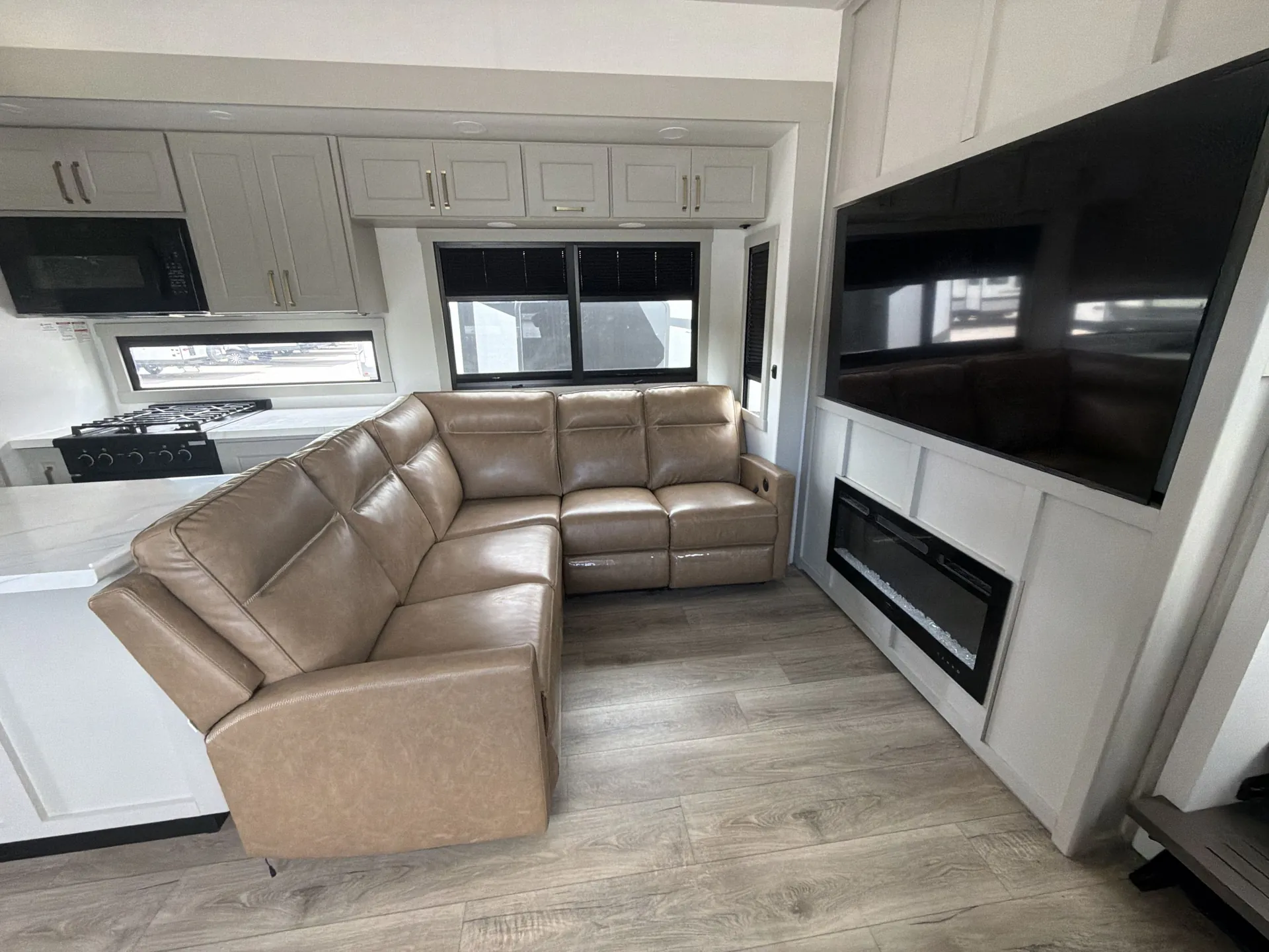 2025 Brinkley Model G 3970 — living area main