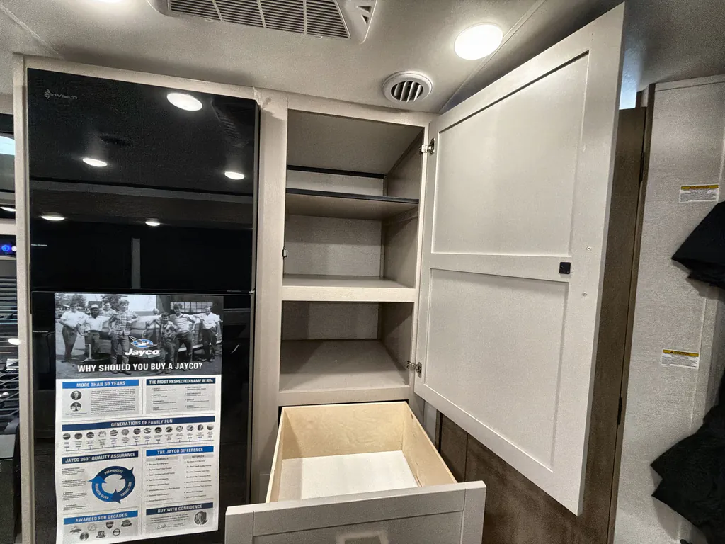 2027 Jayco Jay Feather 29BHB, Photos photo 29