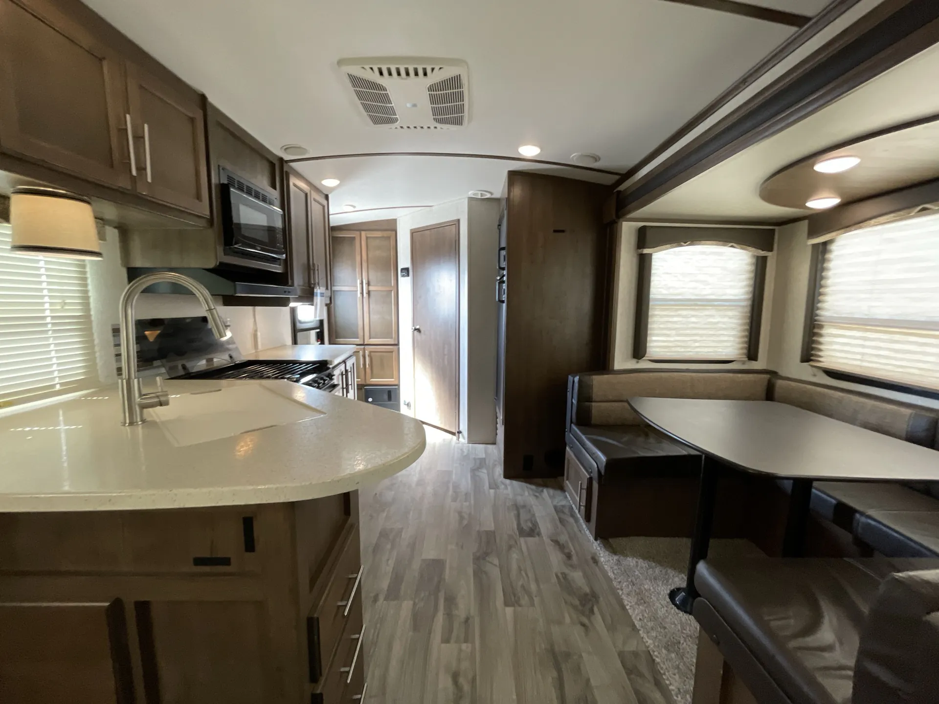 2018 Keystone Cougar Half-Ton 22RBS — living area main